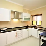 Apartment Garcas Lounge - By Dalma Portuguesa